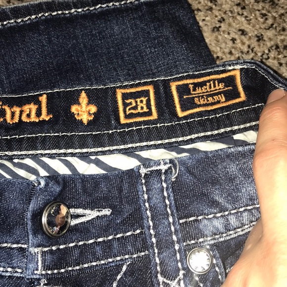 Rock Revival Skinny jeans run small - Picture 5 of 5